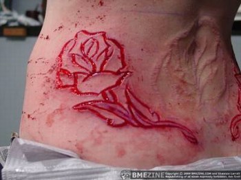 un vrai tatouage ds la peau